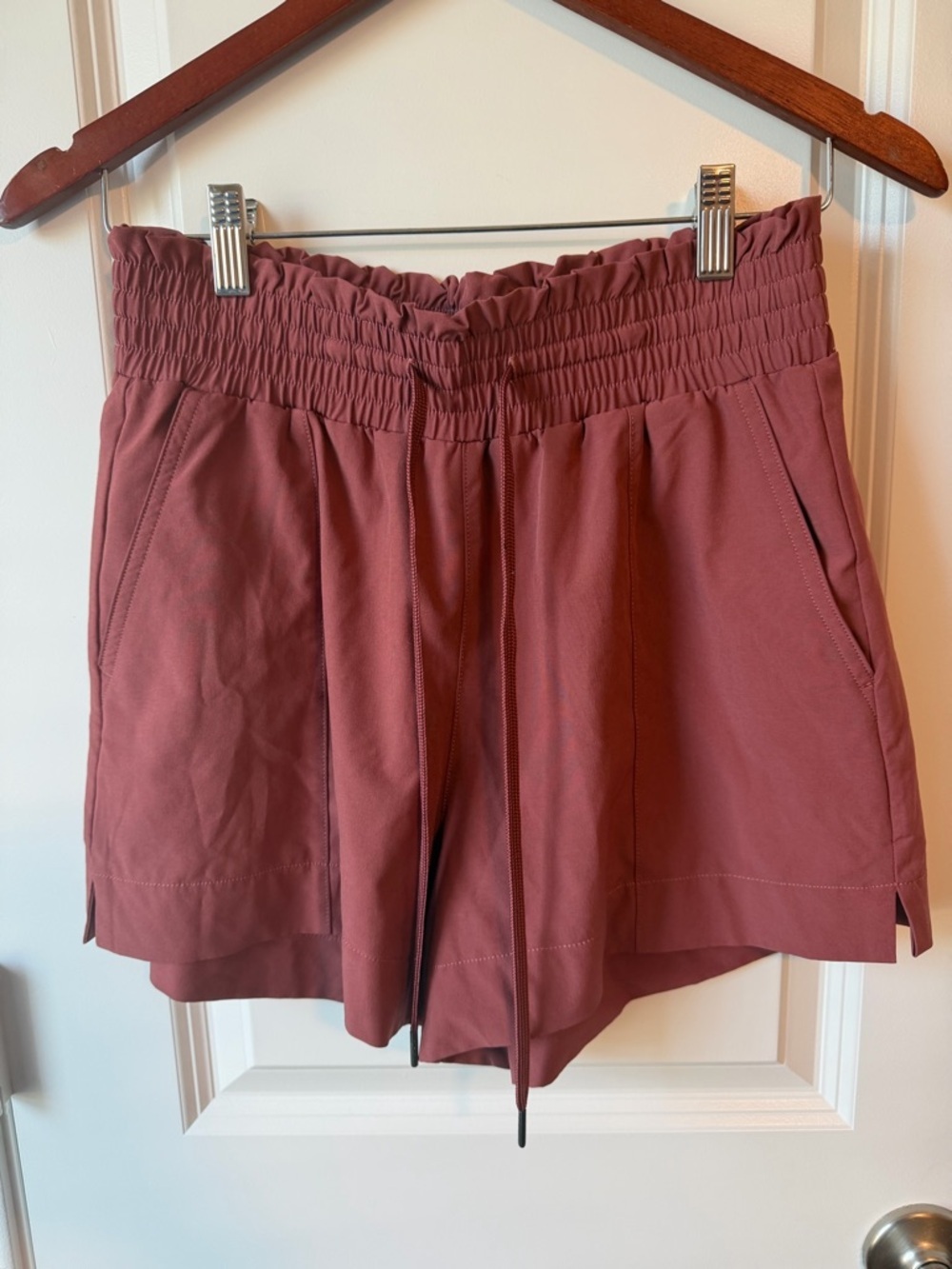 ⚡️Abercrombie & Fitch Mauve Drawstring Paperbag Waist Shorts